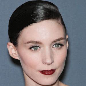 rooney mara facts.